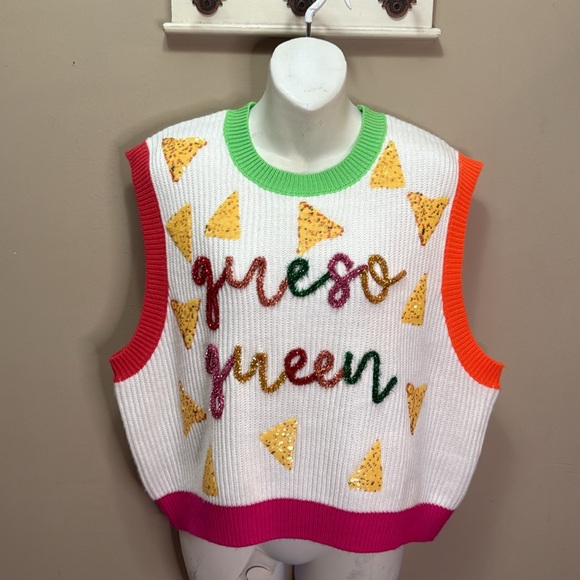 NWT Queen of Sparkles Queso Queen Sweater Vest Sz Small - Picture 2 of 5